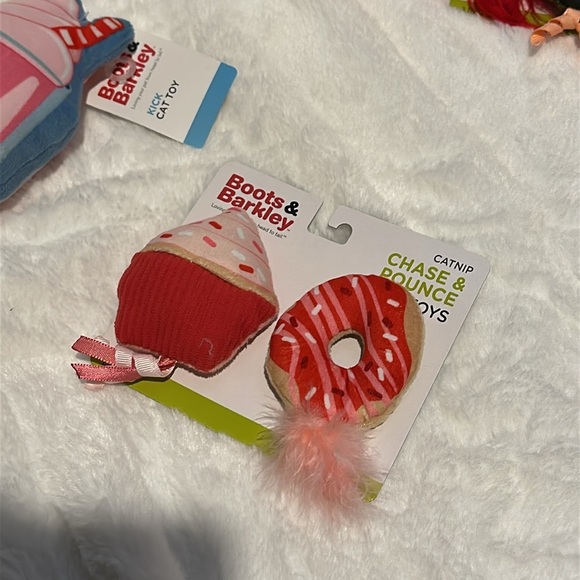 New Cat Toys lot of 5 Pink hearts cherry & sushi - Picture 4 of 8